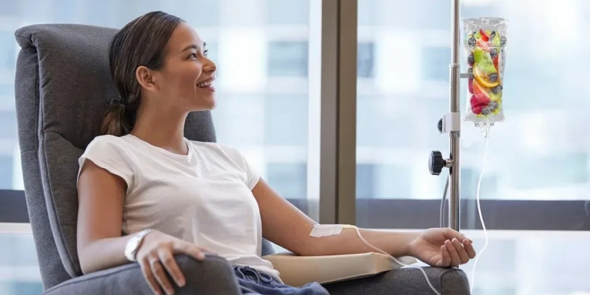 How IV Drip at Home Helps You Maintain Peak Performance Levels