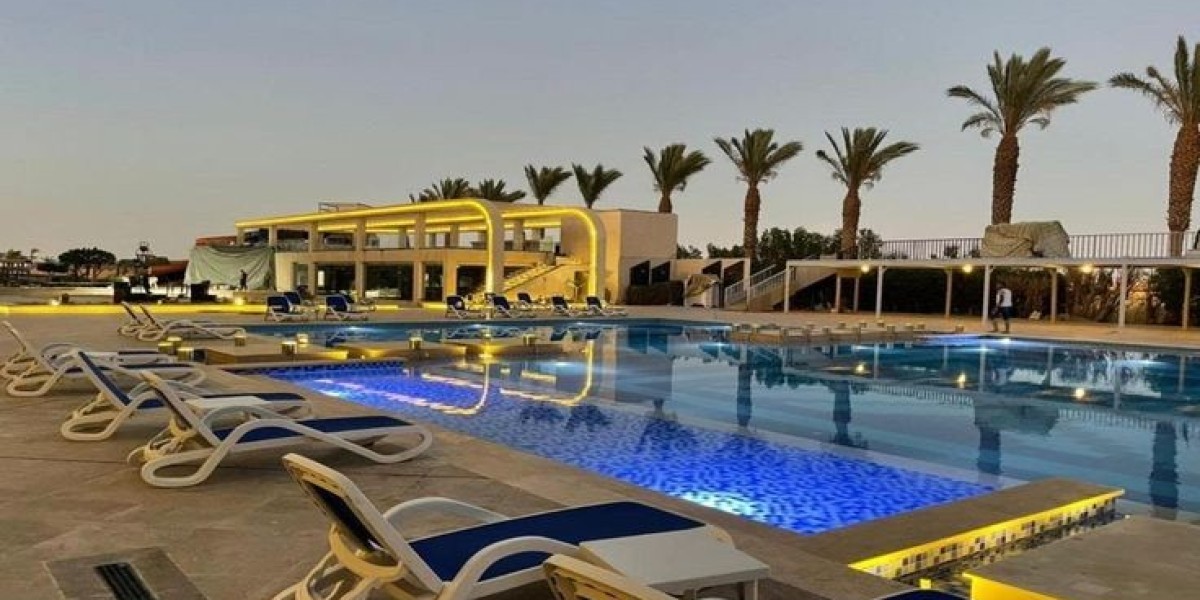 Acvariul Mare din Hurghada: O Lume Subacvatică Fascinantă