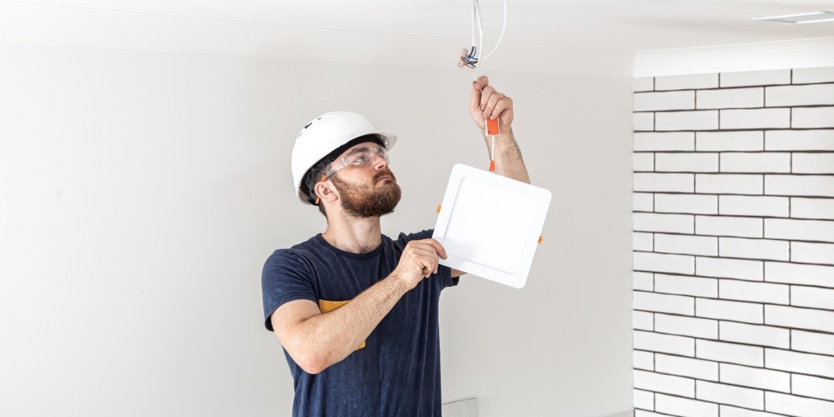 Ceiling Fan Problems? Here’s When to Call an Electrician for Help