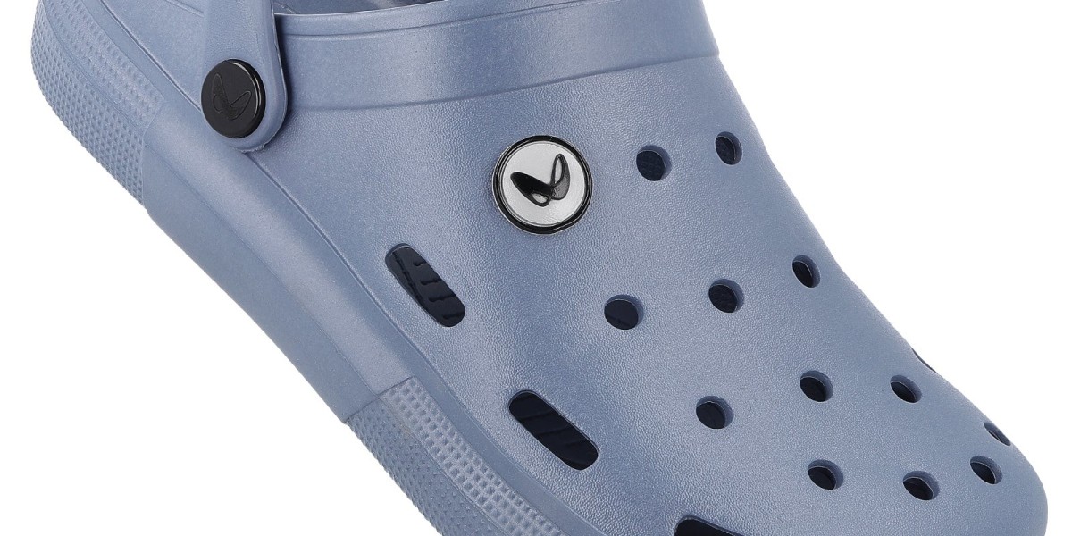 Clogs Market: How This Iconic Footwear Is Stepping into the Future