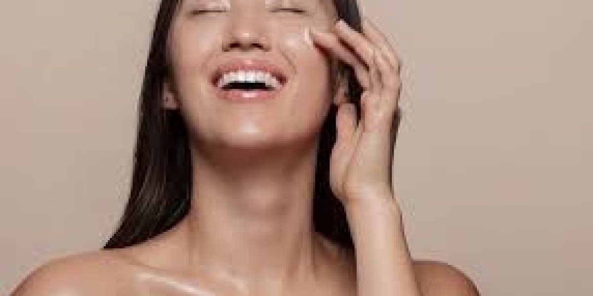 Dehydrated Skin Product Market Research Highlights Increasing Demand for Multi-Functional Skincare Solutions