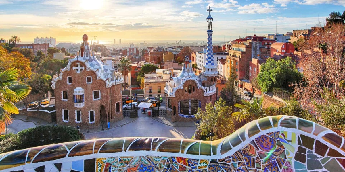 Unlock Gaudi's Masterpiece: Your Guide to Park Güell Tickets (and How to Skip the Line!)