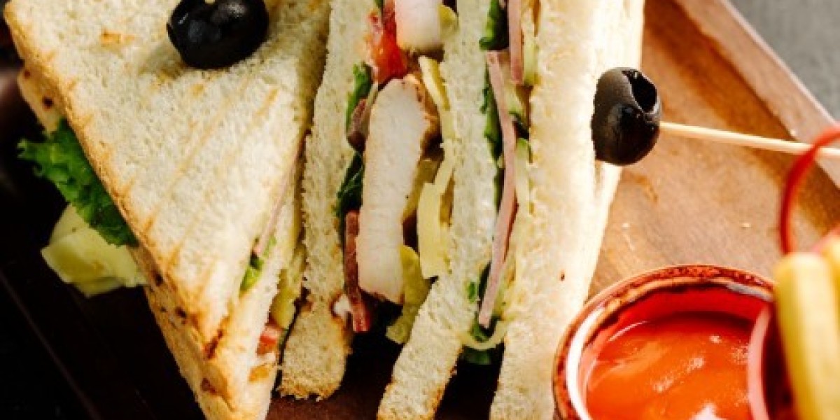  Master the Traditional Chicken Club Sandwich Recipe Today
