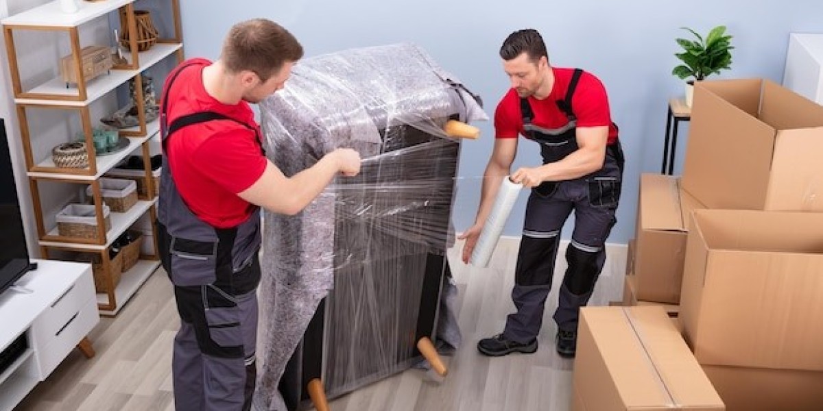 How to Send Furniture from Dubai to India