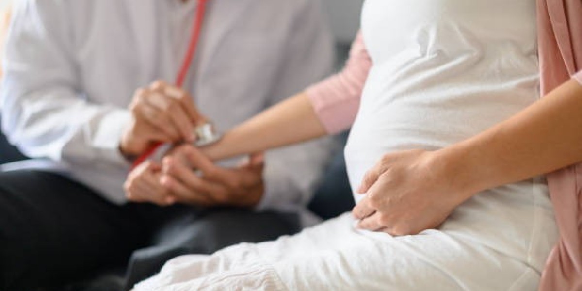 Why Couples Choose IVF Treatment in Riyadh