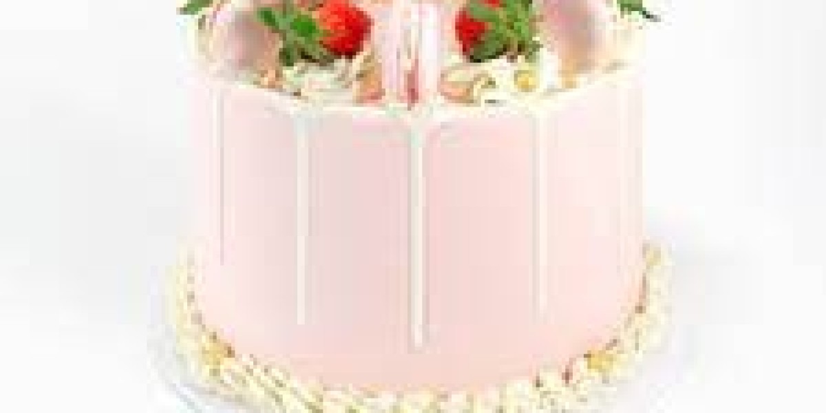 Personalized Perfection: The Case for Customized Cakes: