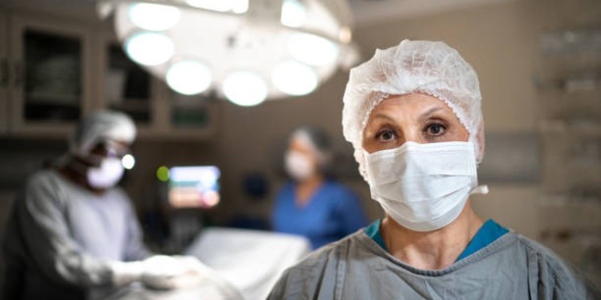 What Makes the Best Plastic Surgeon in Riyadh Unique?