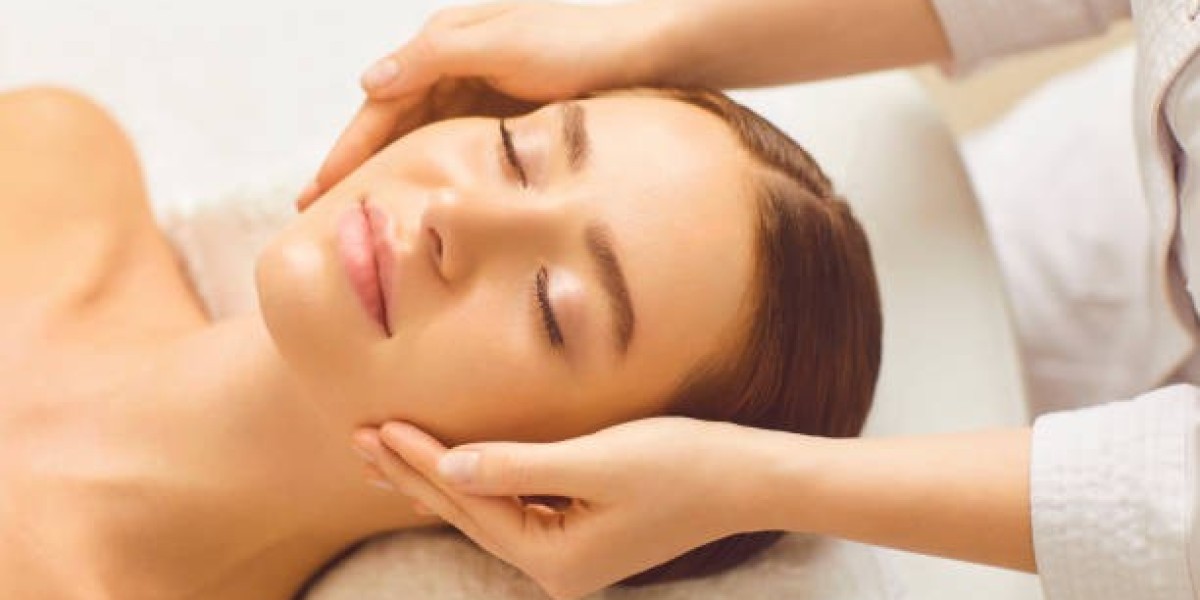 Best Clinics Offering Deep Skin Cleansing in Riyadh