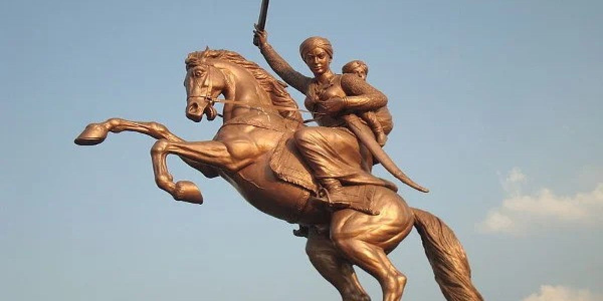 Pune to Solapur Cab