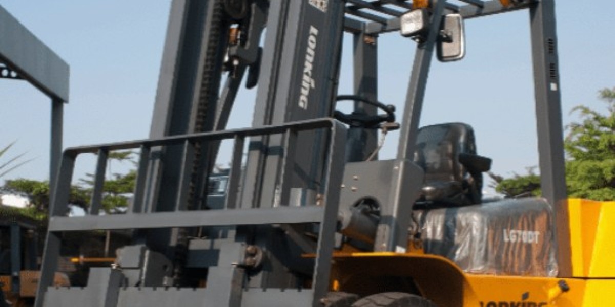 Heavy Duty Forklifts: Powering Performance in Tough Work Environments
