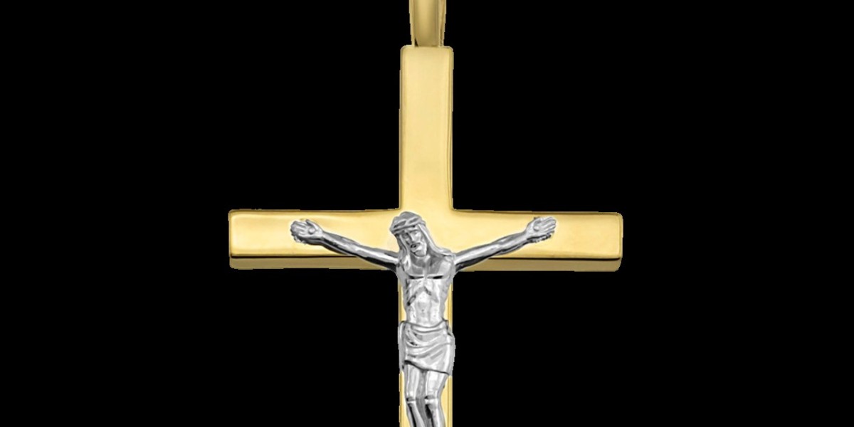 Why a Gold Cross Necklace Is the Ultimate Gift of Faith and Fashion