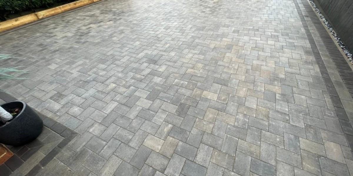 Expert Surfacing & Driveway Solutions in Poole and Bournemouth – Signature Surfacing Ltd