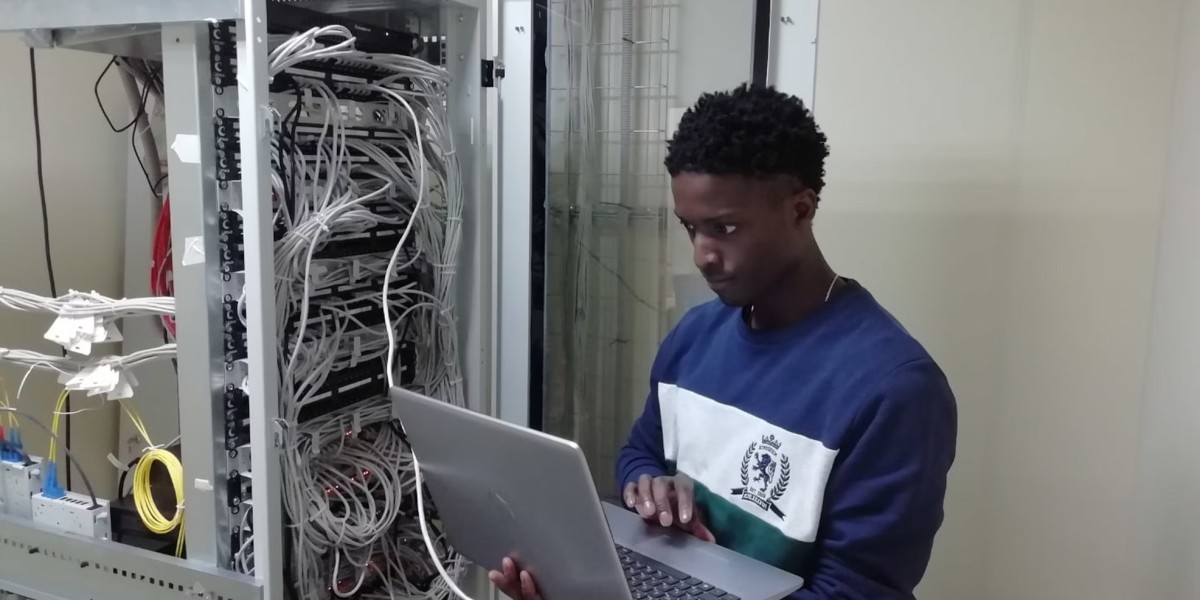 Advance Your Career with Data Engineer Remote Jobs Found on Happy Techies