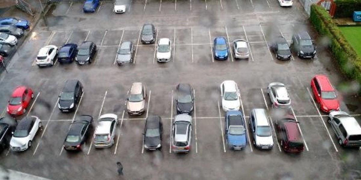 Whitby Town Centre Parking: Free and Paid Options