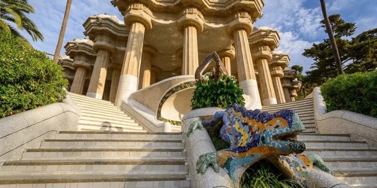 The Enigmatic Guardian of Park Güell: Discovering Barcelona's Most Beloved Lizard