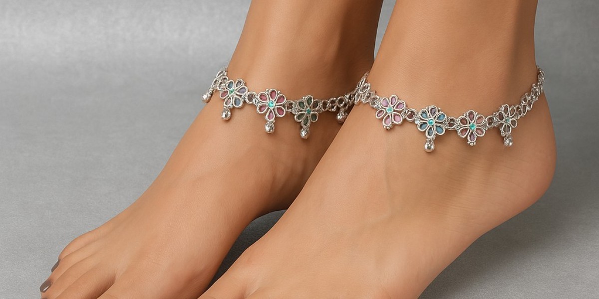 Silver Ring: A Timeless Symbol of Elegance and Meaning