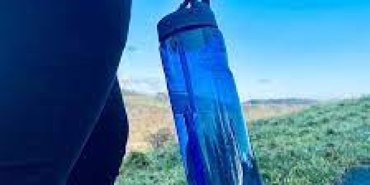 Reusable Water Bottle Market Consumer Behavior Shifts Toward Eco-Friendly Hydration Solutions