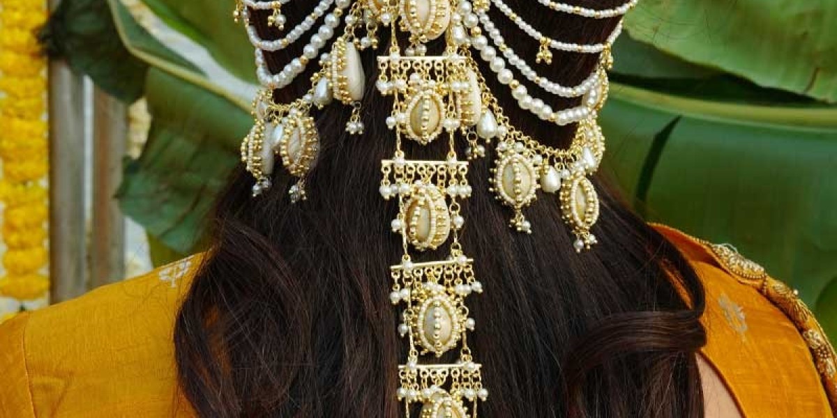 Hair Accessories for Bride – Elegant Bridal Hair Accessories by Vaidaan