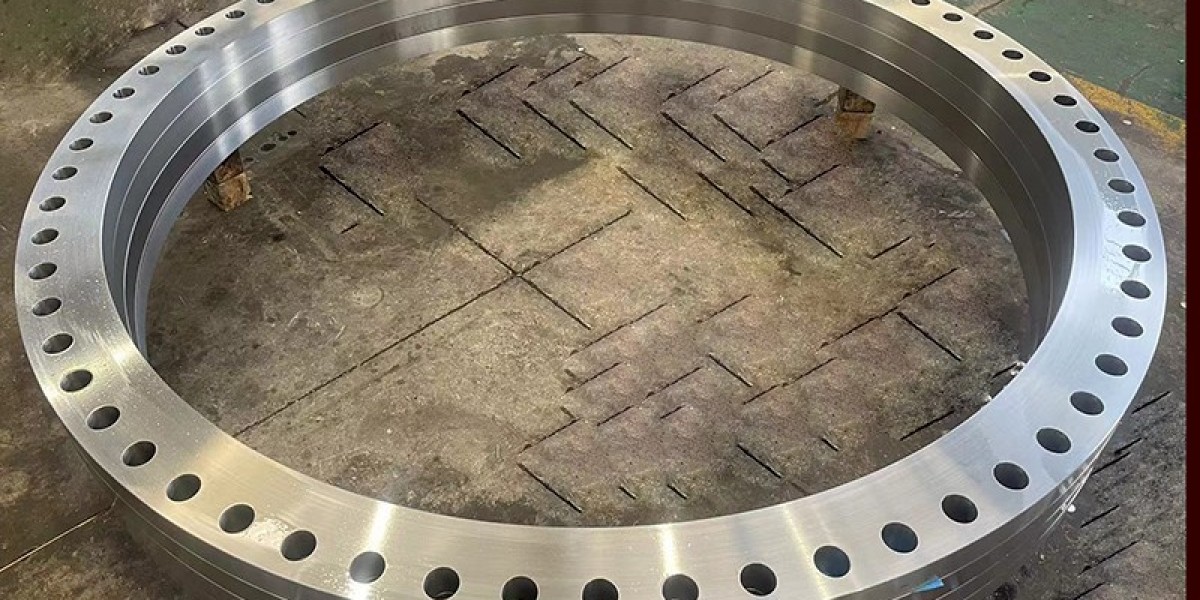 Comparative Analysis: AWWA C207 vs. C228 Flanges - Choosing the Right Fit for Your Application
