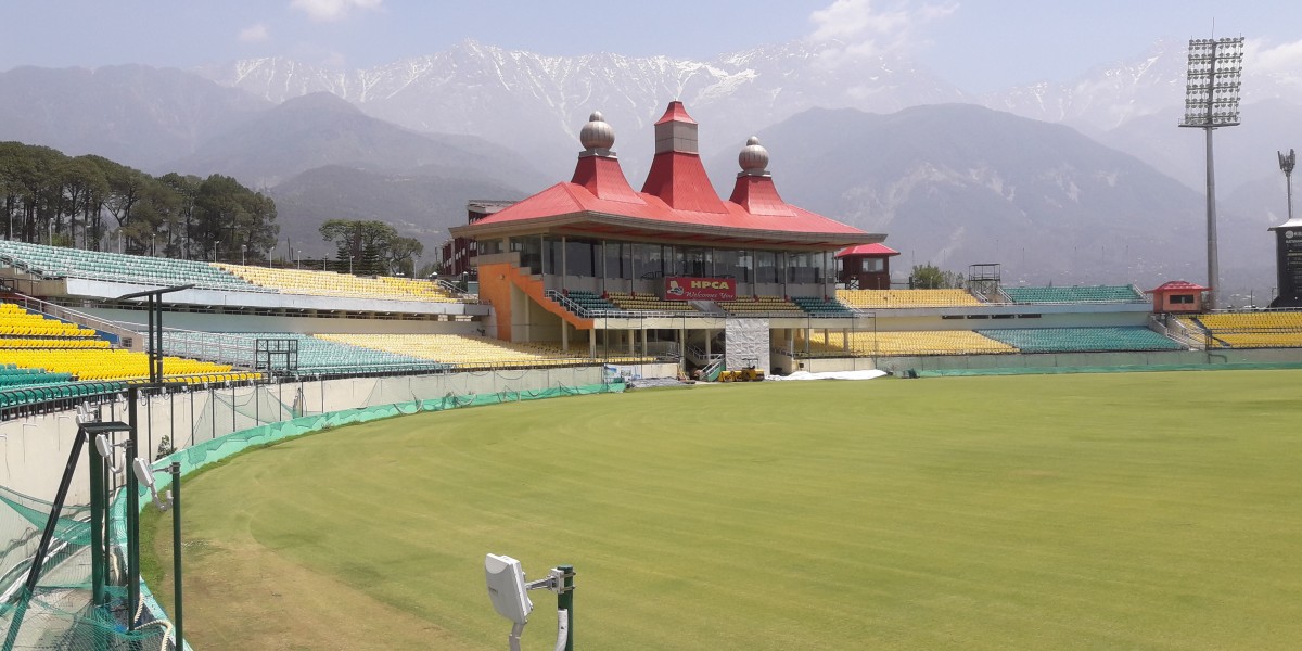 Chandigarh To Dharamshala Cab