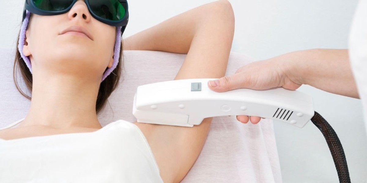 What to Expect During Your First Laser Session in Riyadh