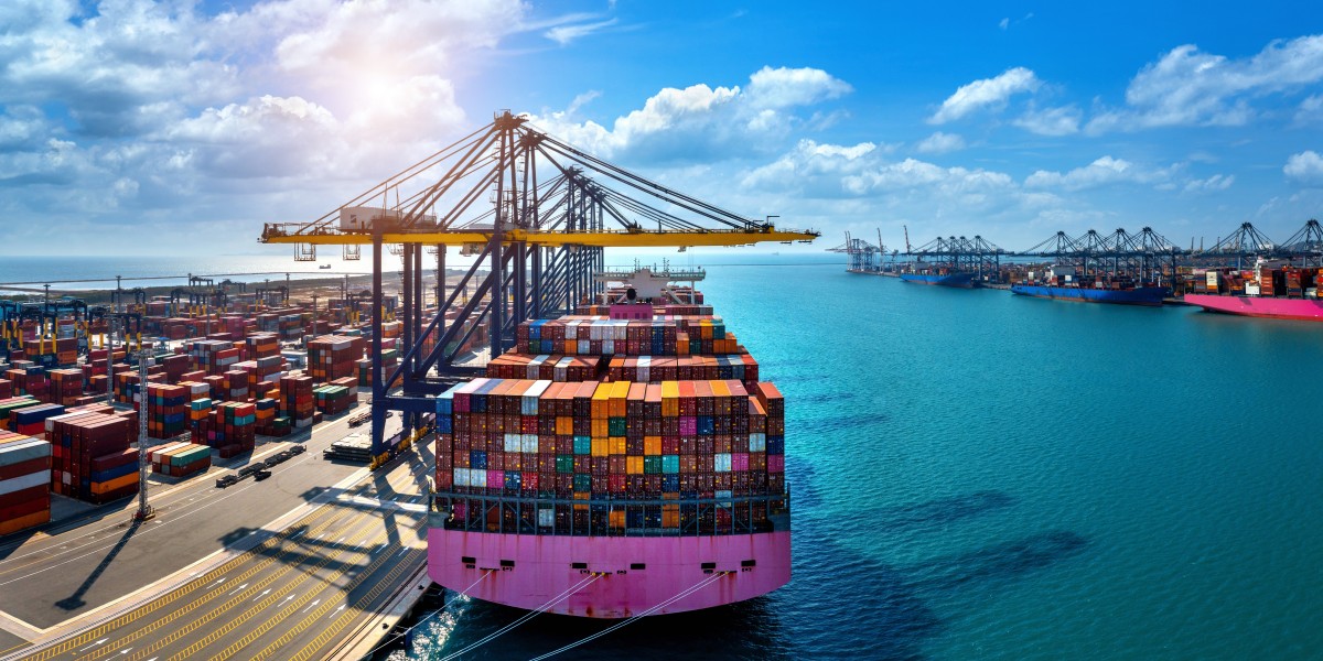 "Smart Borders, Smarter Business: How Tech is Redefining Customs Clearance in 2025"