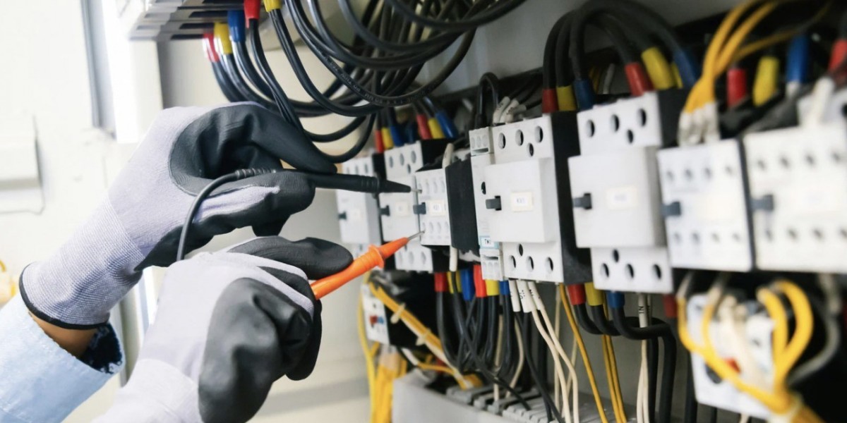 How to Become an Electrician Without a Degree