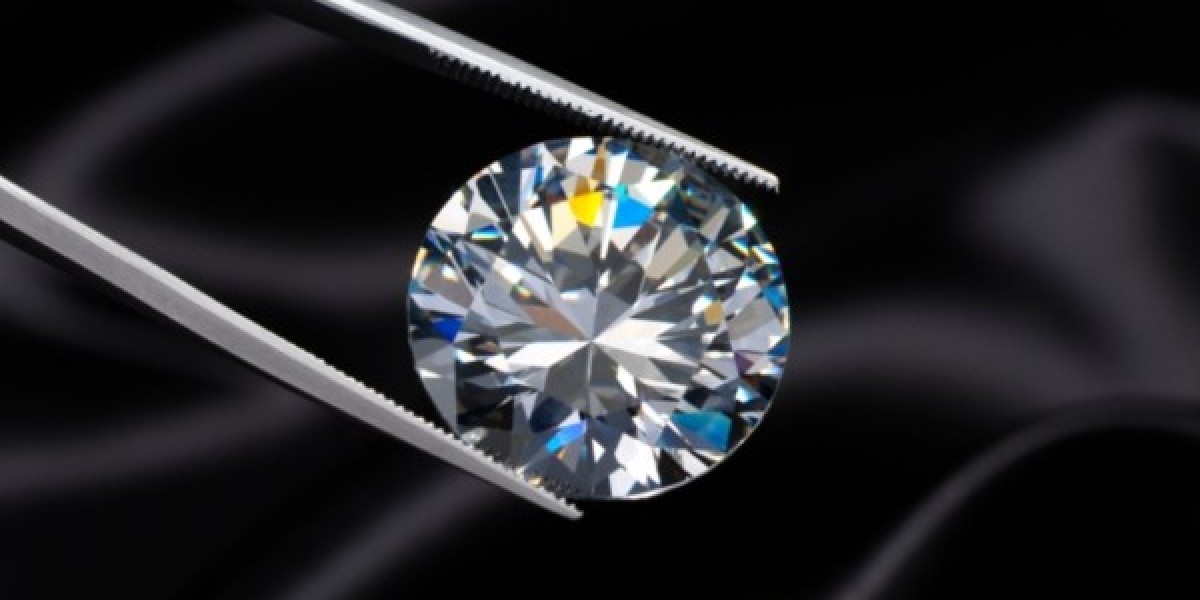 Selling a Loose Diamond: Where to Start and What to Expect