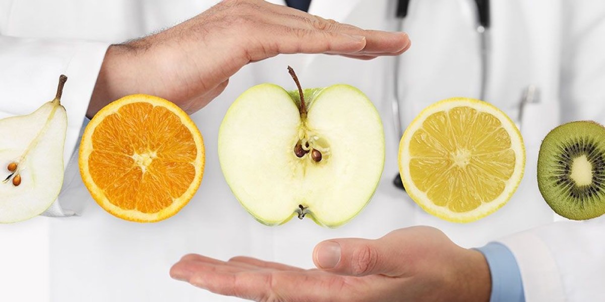 Why Choosing a Nutritionist & Dietitian is the Key to Safe, Effective Weight Loss