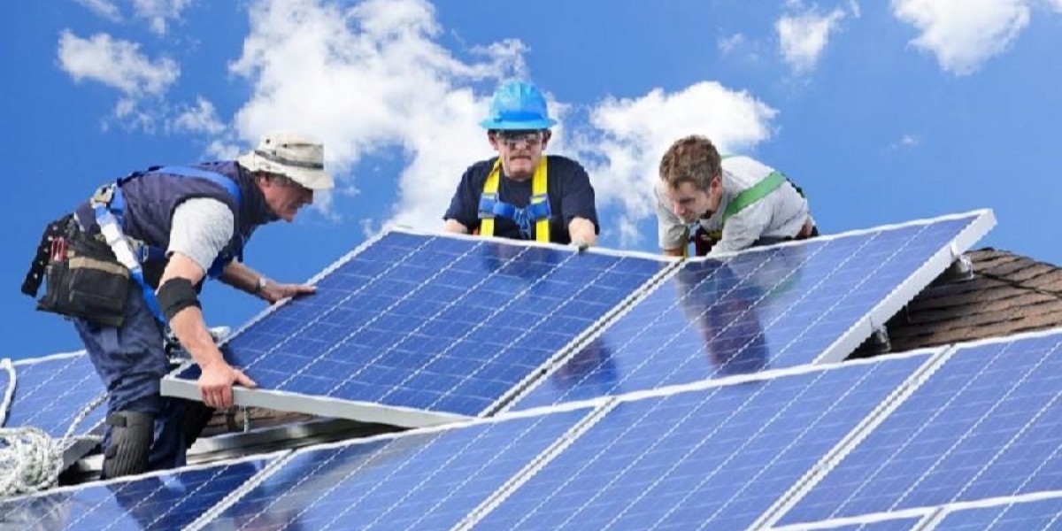 Switching to Solar: Why Professional Installers and Green Energy Solutions Matter