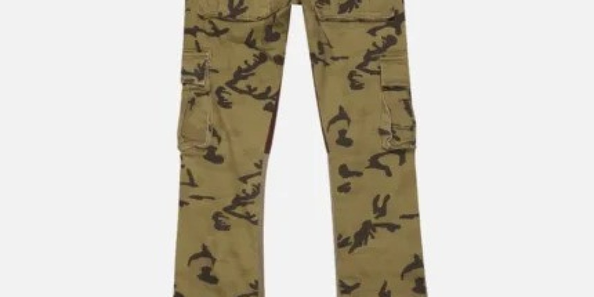 Fantastic Look Provided by Valabasas Jeans
