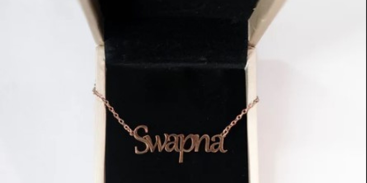 Discover the Best Personalized Name Gold Engrave Necklace in India