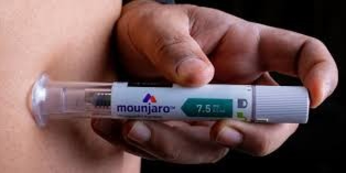 Comparing Mounjaro Injection with Other Weight Loss Treatments in Dubai