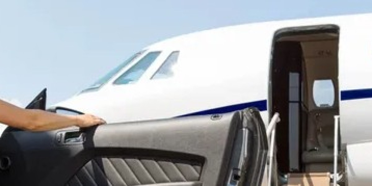 Exceptional U.S. Airport Limo Service for Stress-Free Travel