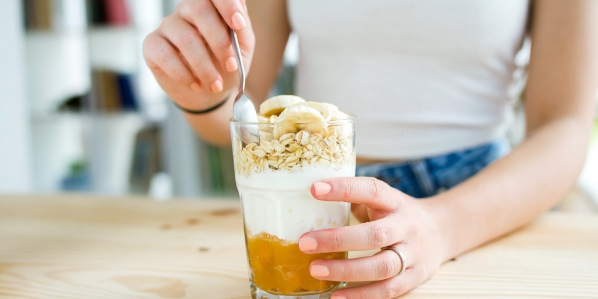 Detailed Study on Regional Leaders in the Global Flavored Yogurt Market