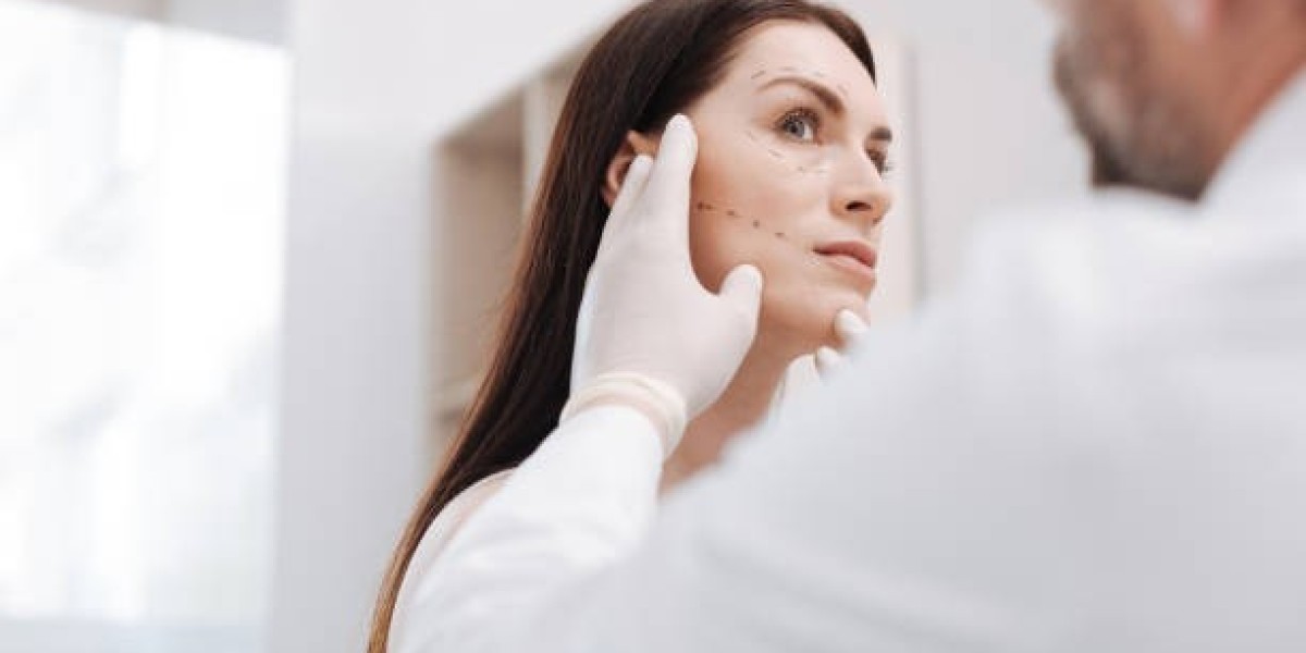 What to Ask Before Visiting Dubai Cosmetic Clinics