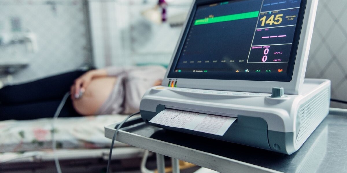 Fetal and Neonatal Heart Monitor Market Intelligence: The Role of Artificial Intelligence in Enhancing Cardiac Monitorin