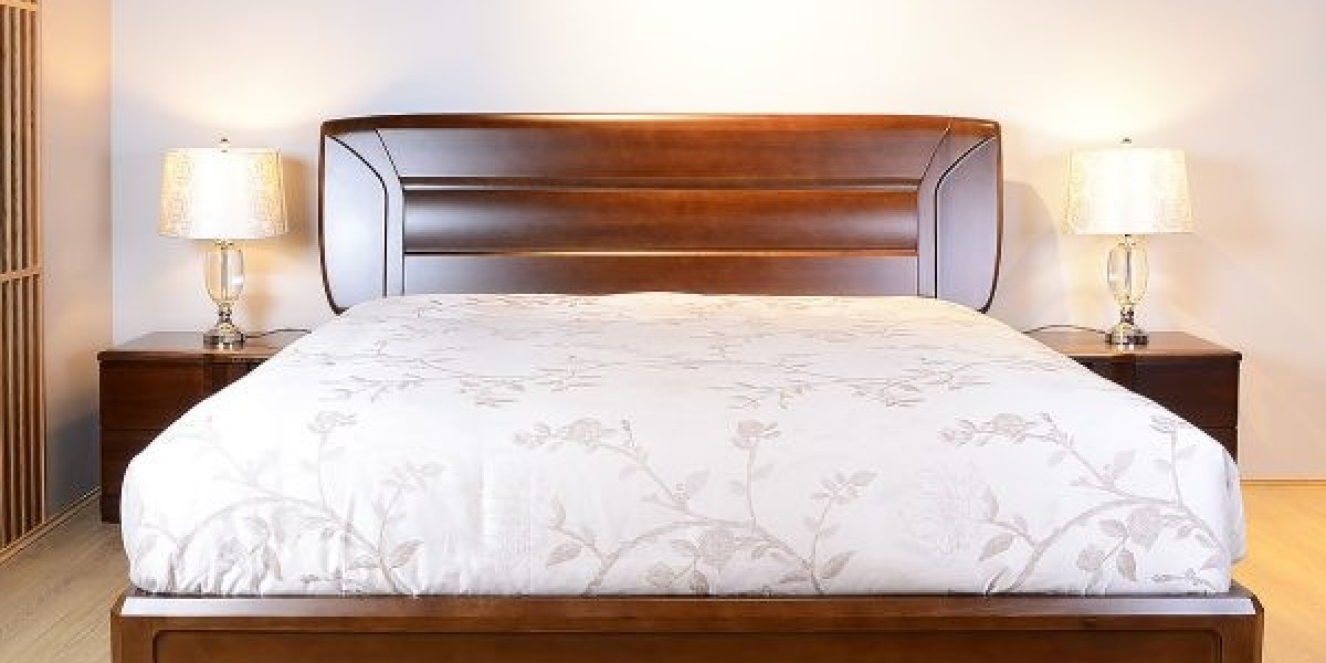 The combination of classic and comfort: Traditional wooden bedroom furniture design concept, bringing your traditional h