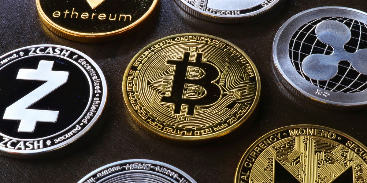 Maximizing Returns on Gold Coin Investments in the UK