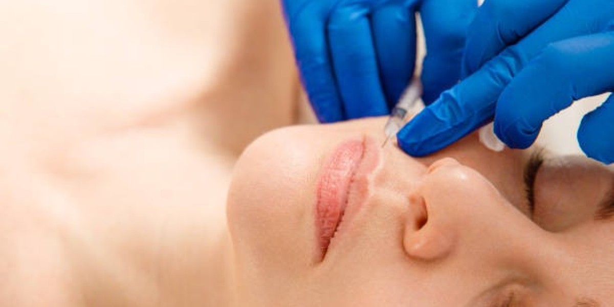 Facelift Specialist in Riyadh – Youthful Look Guaranteed