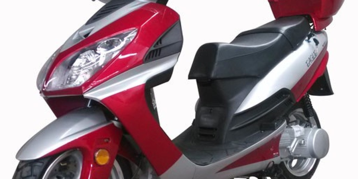 Explore the Thrill of the Vitacci Eagle 150cc Scooter