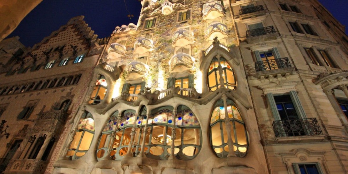 Decoding the Dream Weaver: Antoni Gaudí's Architectural Soul in Barcelona