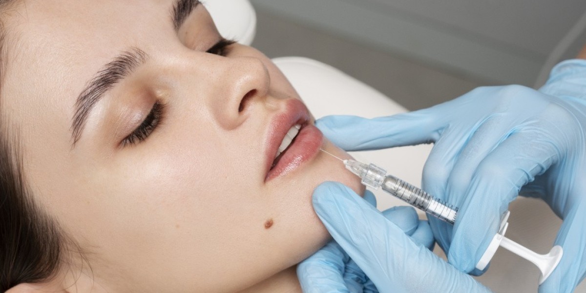 Guide to Maintaining Your Russian Lip Fillers in Riyadh