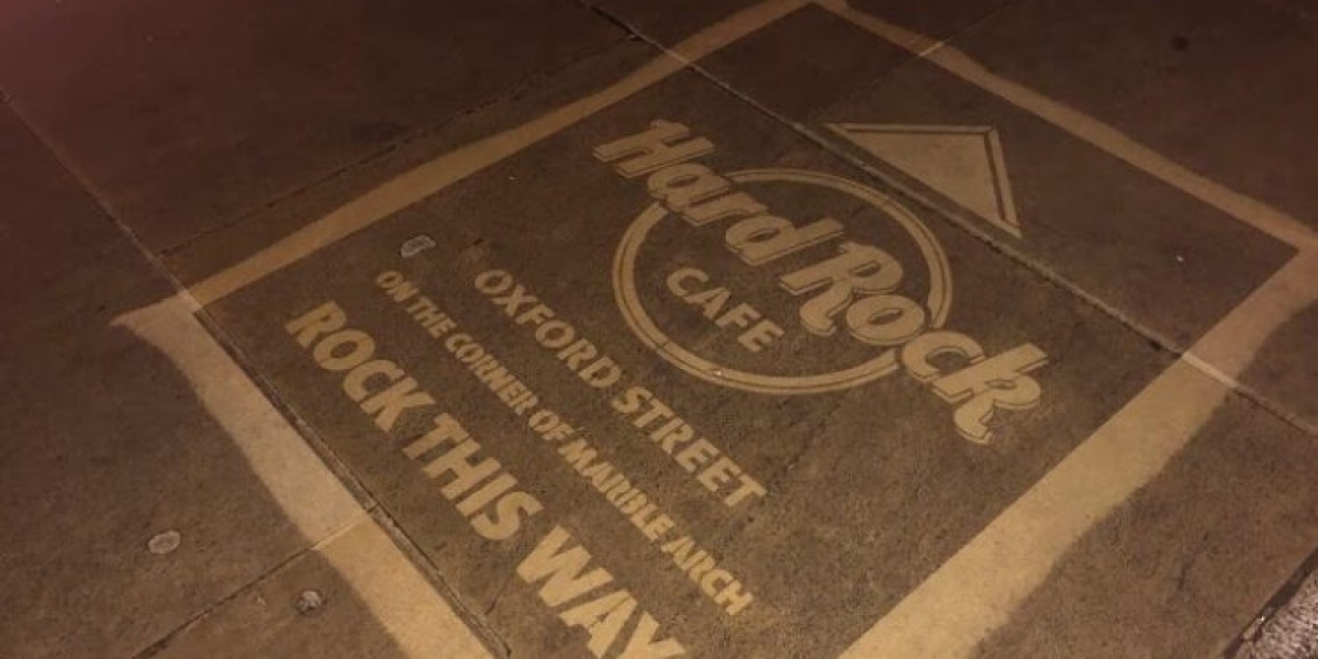 Pressure Washing Adverts: Boost Brand Exposure Across London