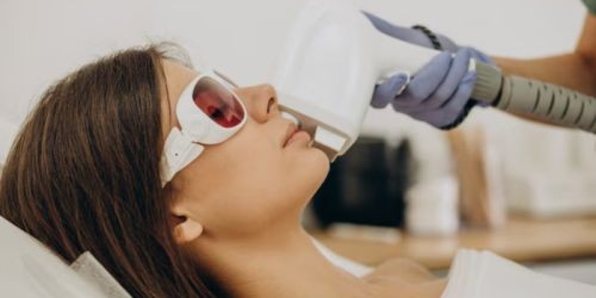 What to Expect in Your First 24 Hours After Laser