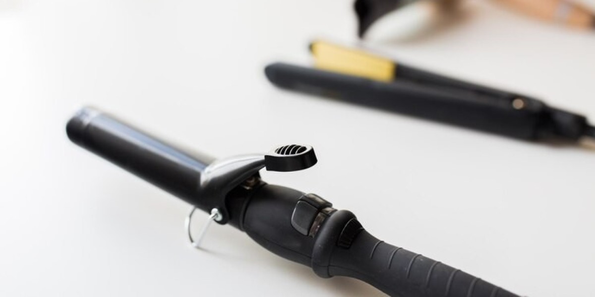 Curling Irons Market Dynamics Shaping Beauty Technology with Innovation and Consumer Preferences