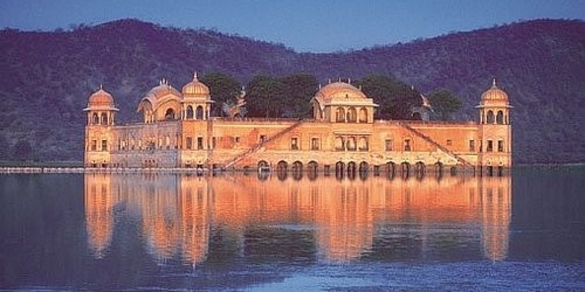 Delhi to Jaipur Cab