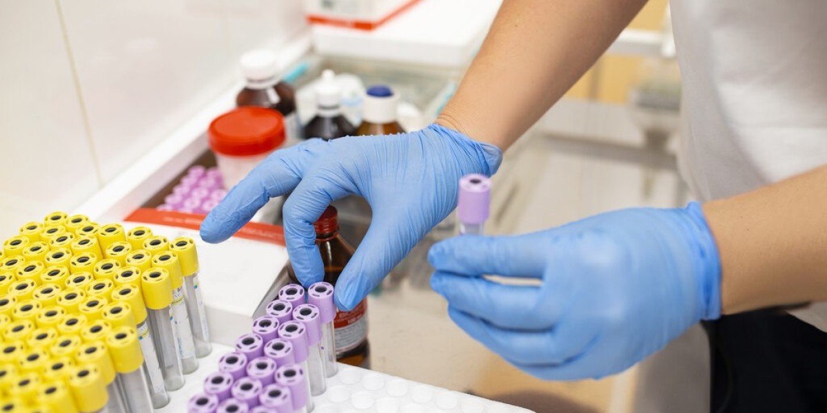 Visa Medical Test? Get a Blood Test at Home in Dubai