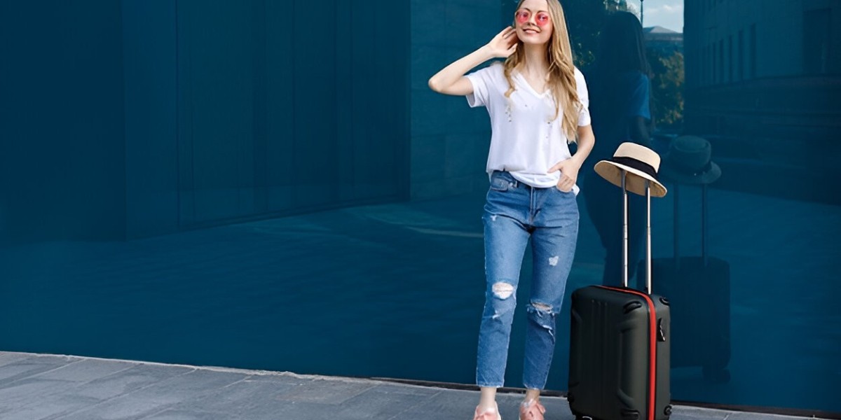 Travel Dresses That Make Every Journey Stylish and Effortless