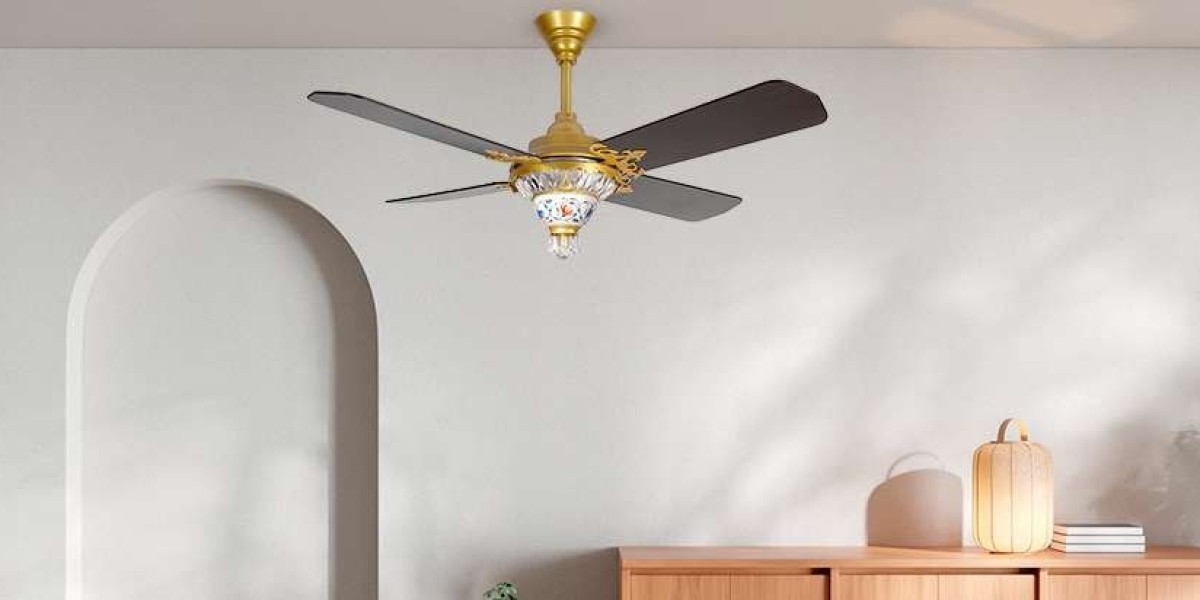 Why Classic and Vintage Ceiling Fans Are Back in Style